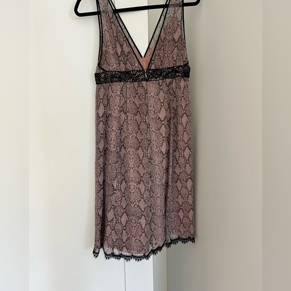 Rebecca Taylor Silk Dress Size 8 - Picture 2 of 6